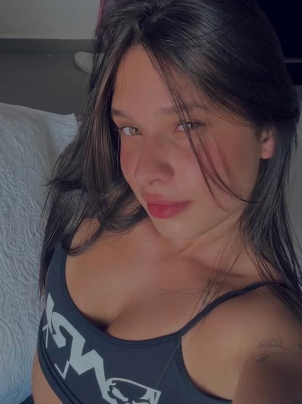 Image default